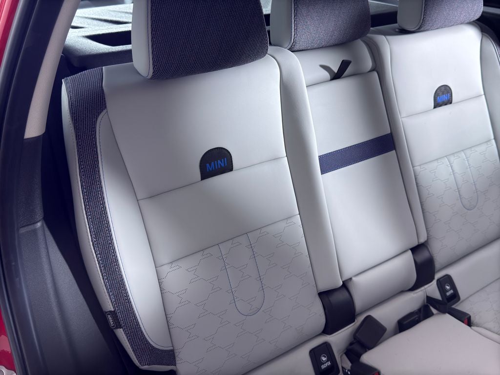 2025 MINI Cooper S Countryman Signature Plus