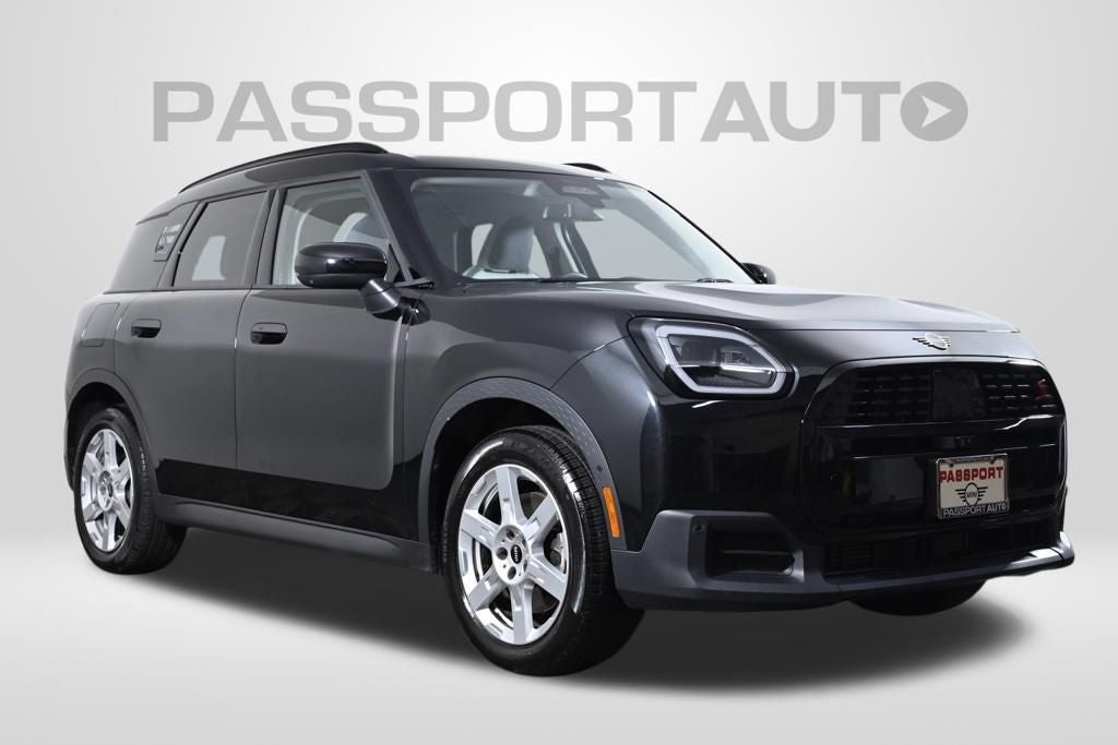 2025 MINI Cooper S Countryman Iconic