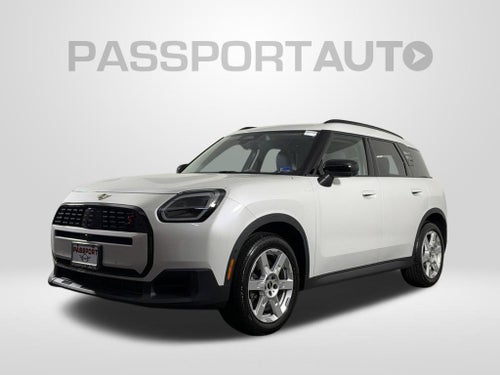 2025 MINI COUNTRYMAN Base