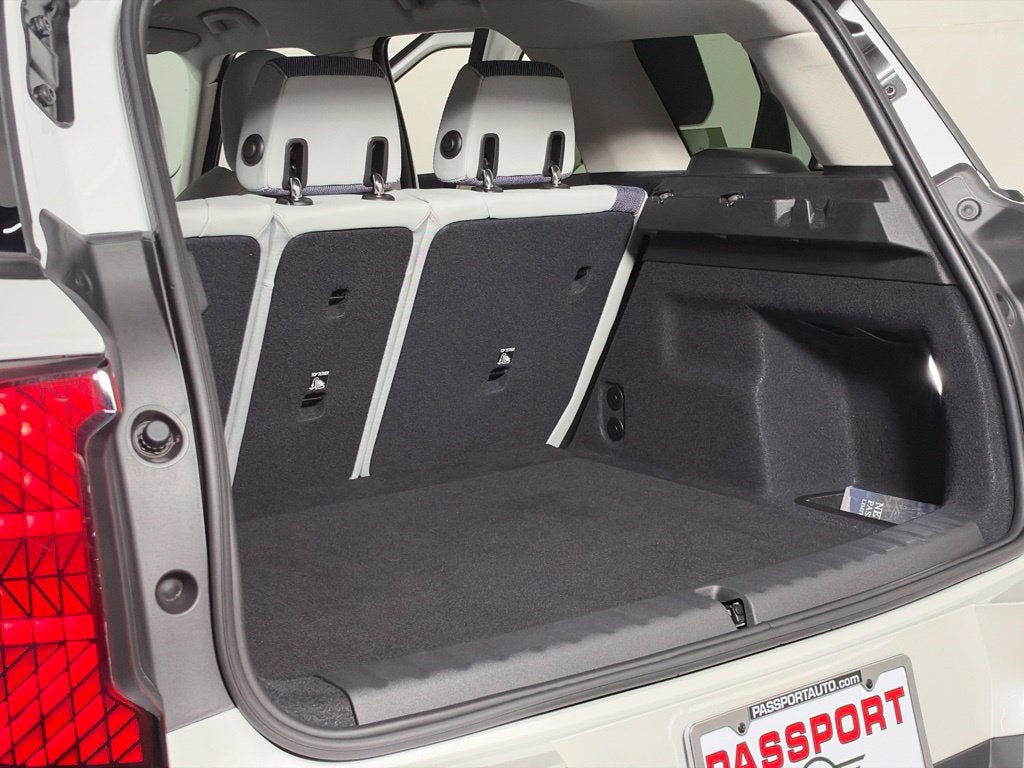 2025 MINI COUNTRYMAN Base