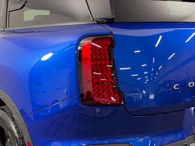 2025 MINI COUNTRYMAN Base