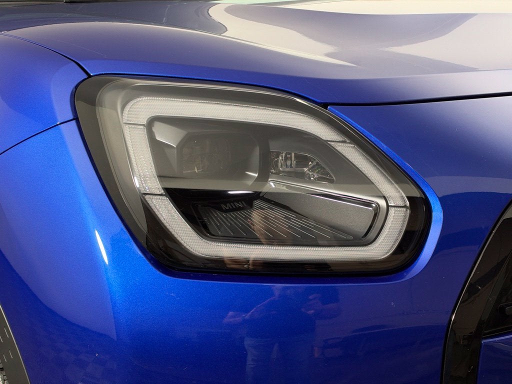 2025 MINI COUNTRYMAN Base