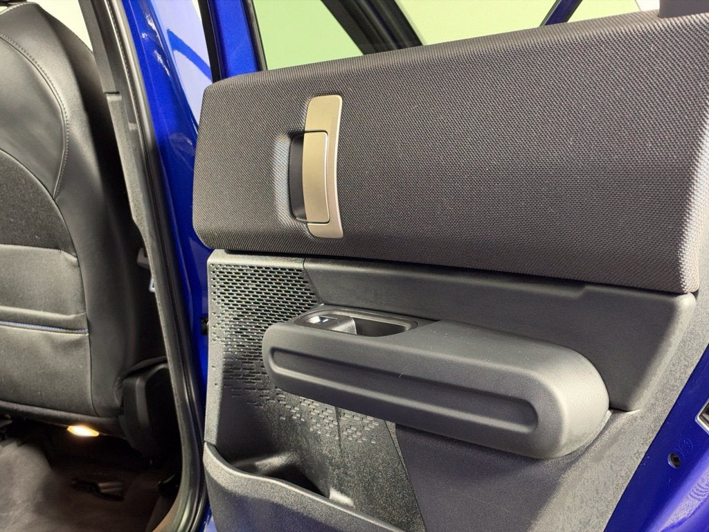 2025 MINI COUNTRYMAN Base