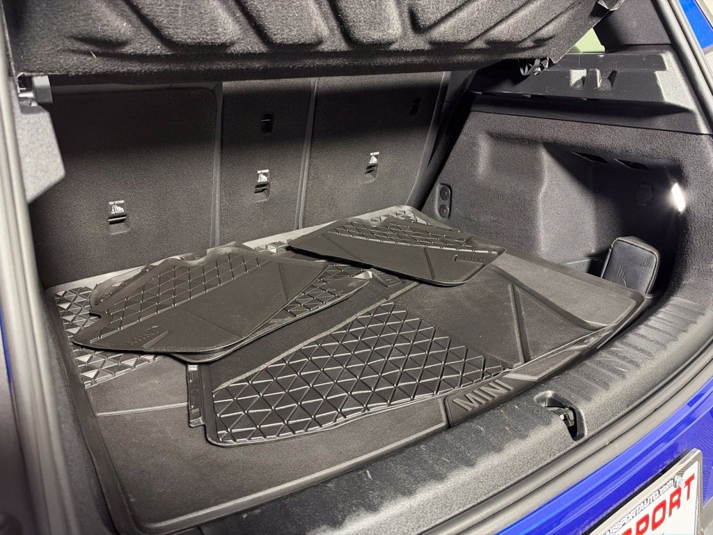 2025 MINI COUNTRYMAN Base
