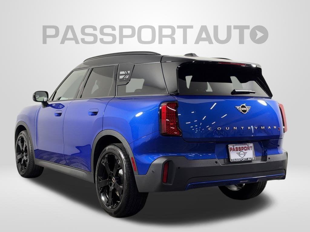 2025 MINI COUNTRYMAN Base