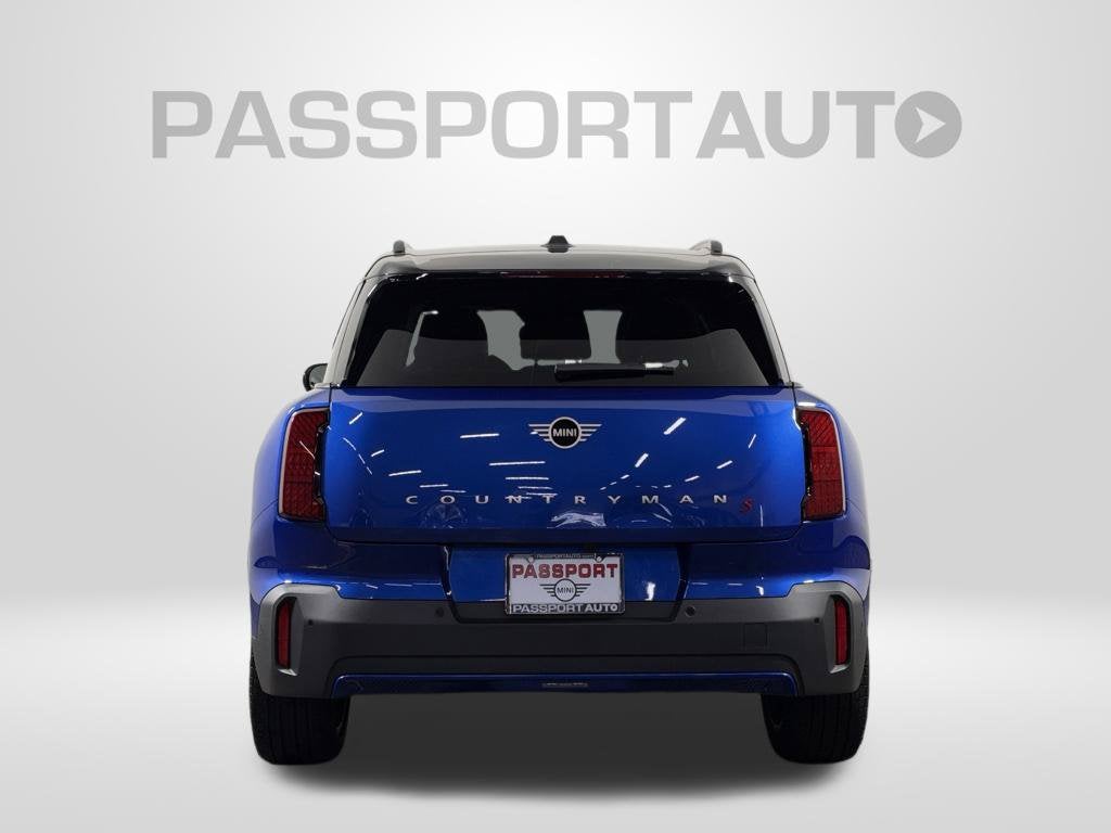 2025 MINI COUNTRYMAN Base