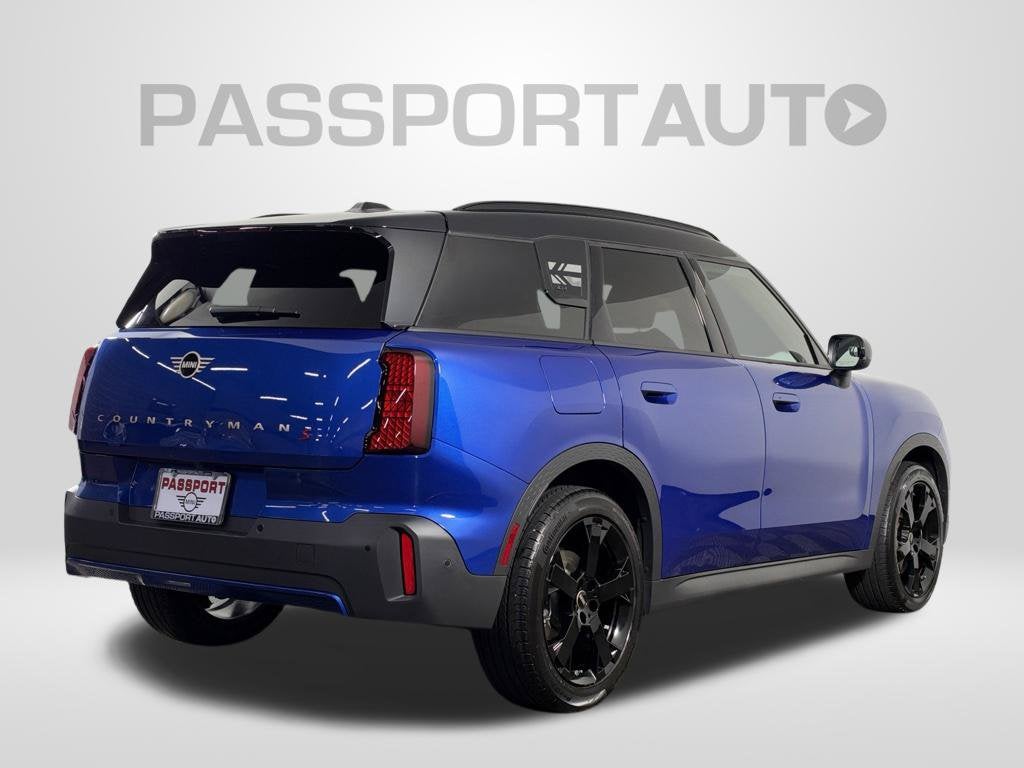 2025 MINI COUNTRYMAN Base