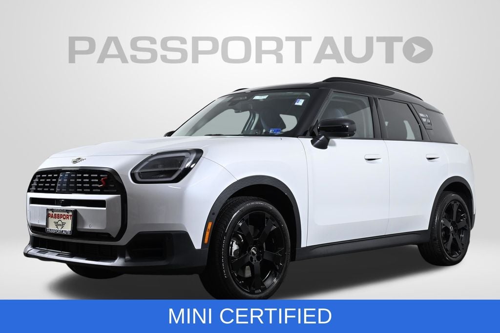 2025 MINI Cooper S Countryman Iconic