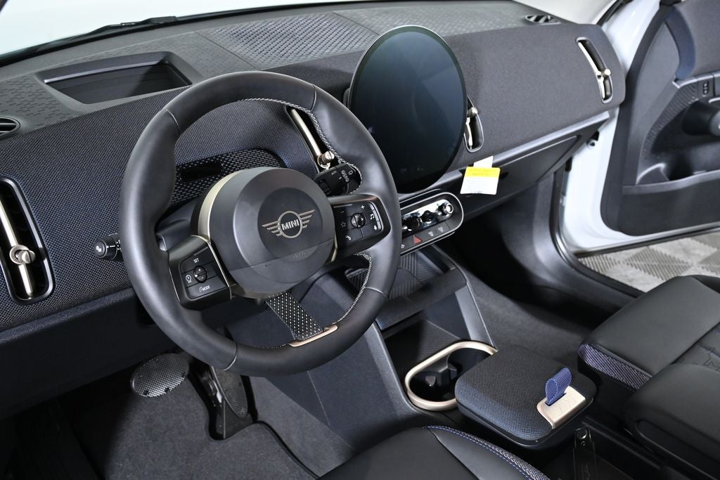 2025 MINI Cooper S Countryman Iconic