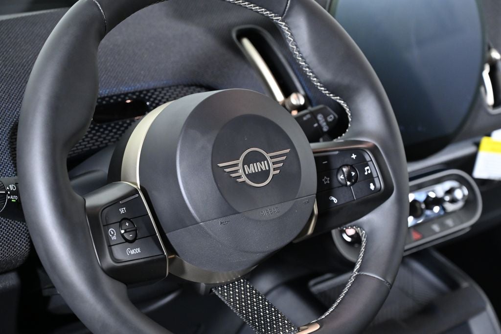 2025 MINI Cooper S Countryman Iconic