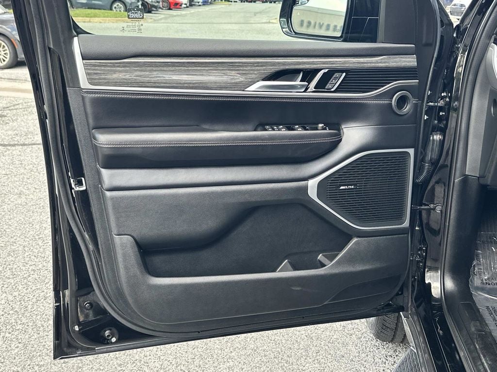 2022 Jeep Wagoneer Series II