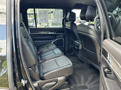 2022 Jeep Wagoneer Series II
