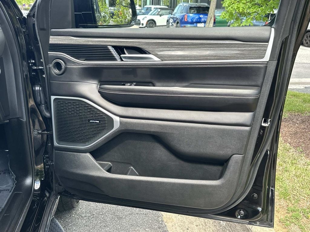 2022 Jeep Wagoneer Series II
