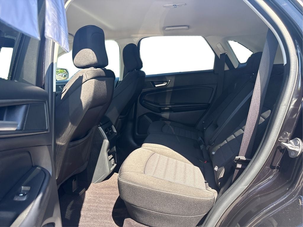 2020 Ford Edge SE