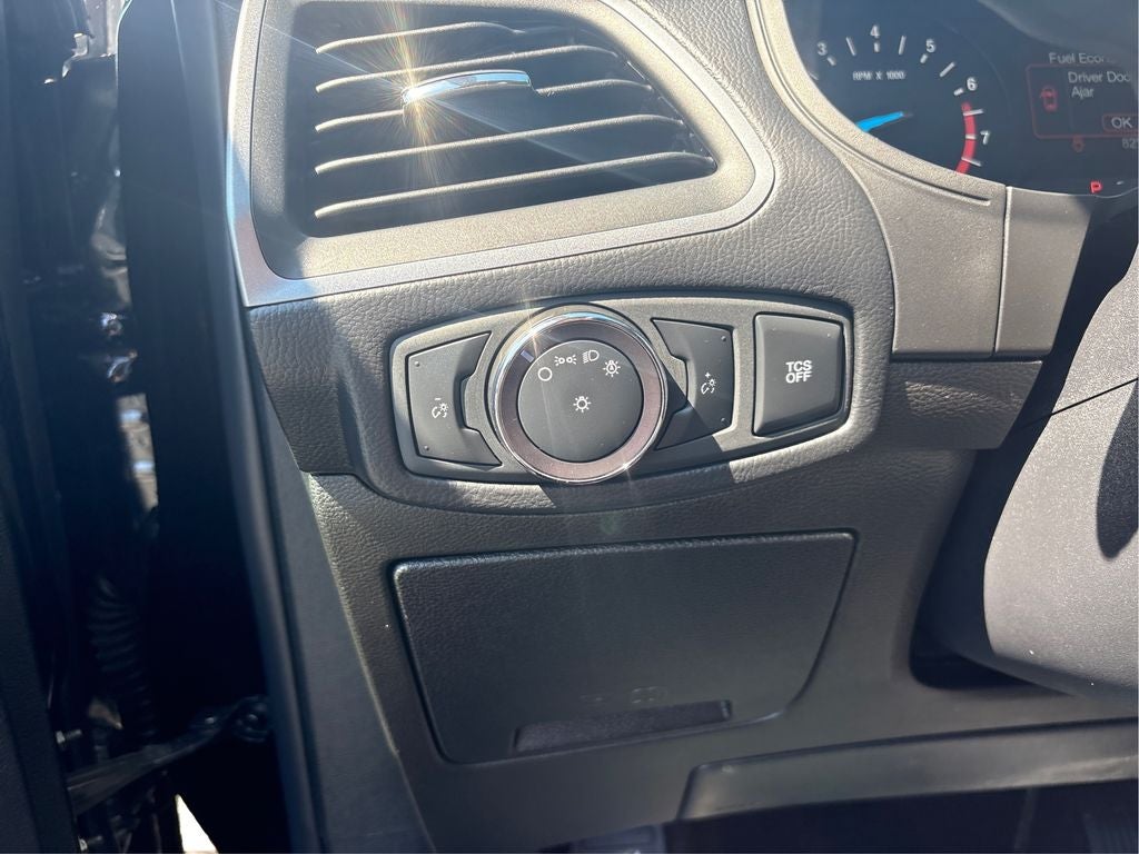 2020 Ford Edge SE
