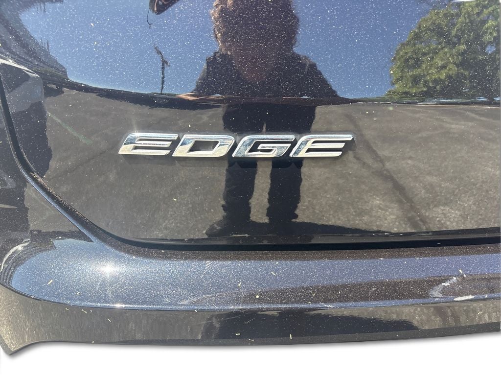 2020 Ford Edge SE