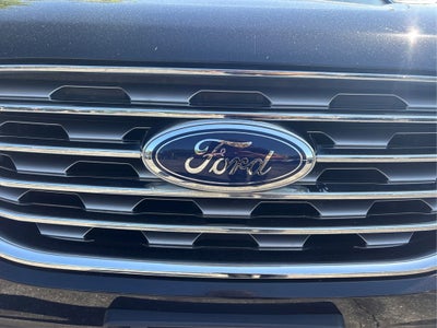 2020 Ford Edge SE