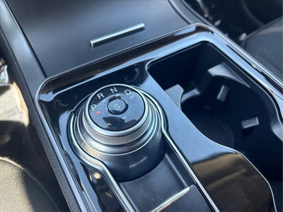 2020 Ford Edge SE