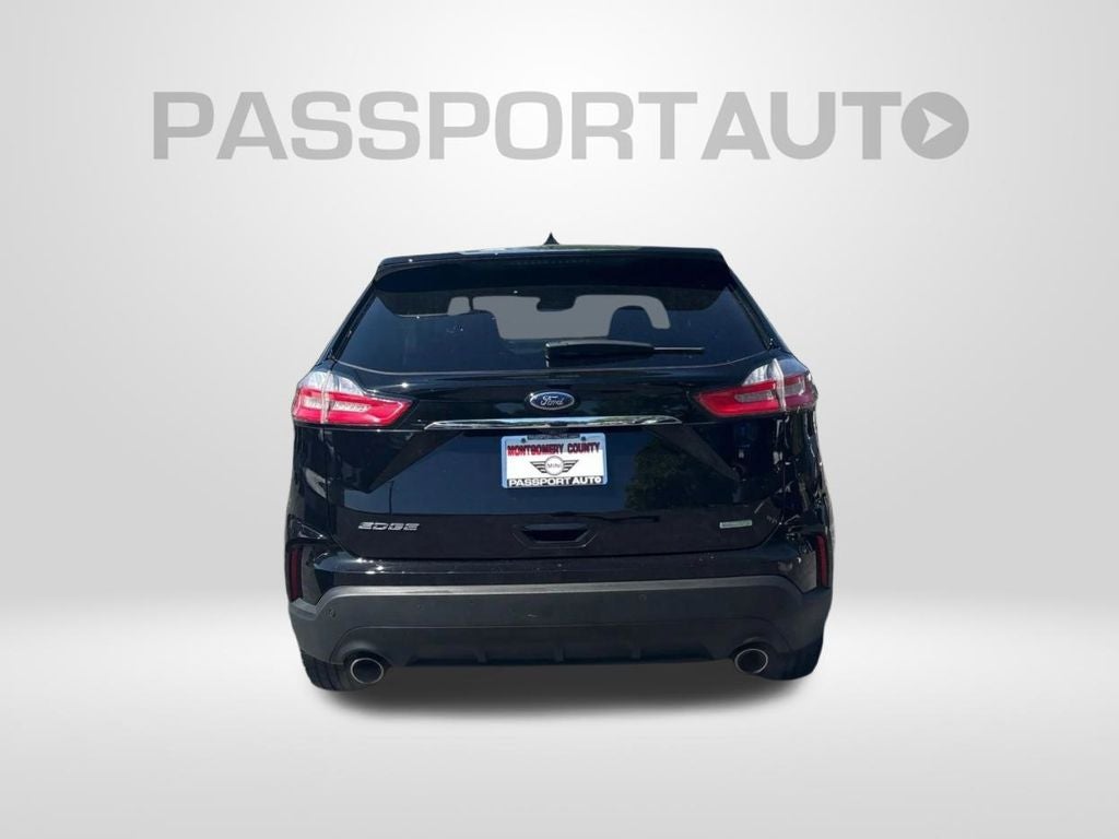 2020 Ford Edge SE