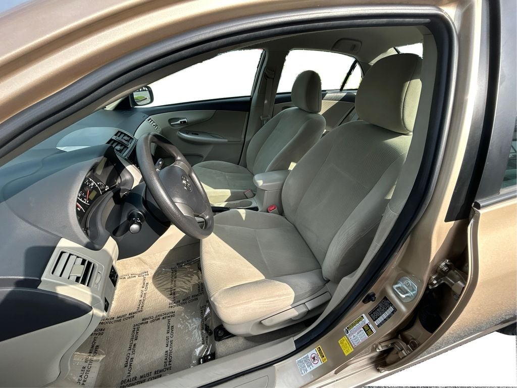 2011 Toyota Corolla LE