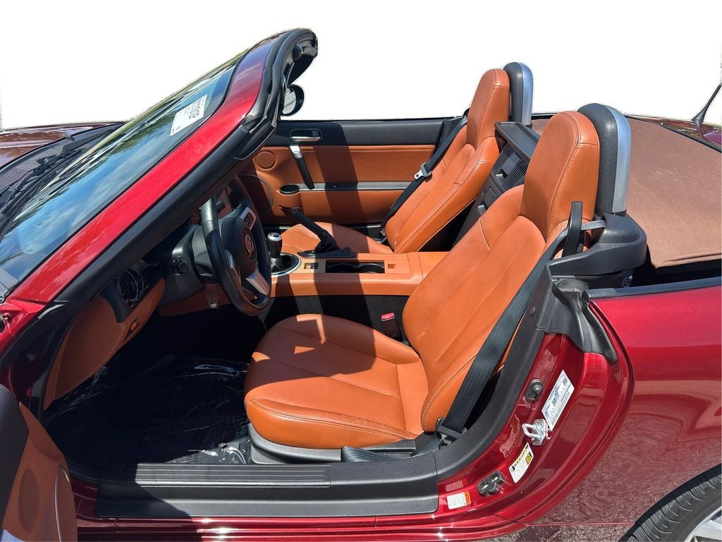 2006 Mazda Mazda Miata Grand Touring Convertible