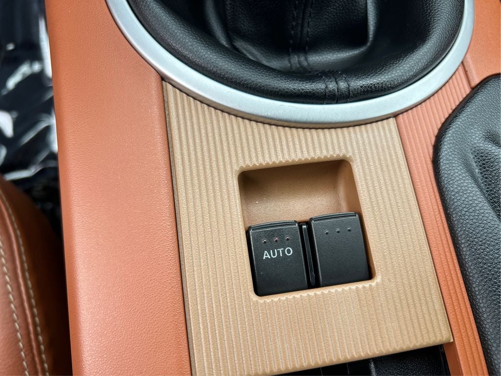 2006 Mazda Mazda Miata Grand Touring Convertible