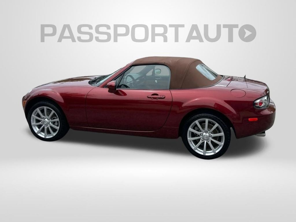 2006 Mazda Mazda Miata Grand Touring Convertible