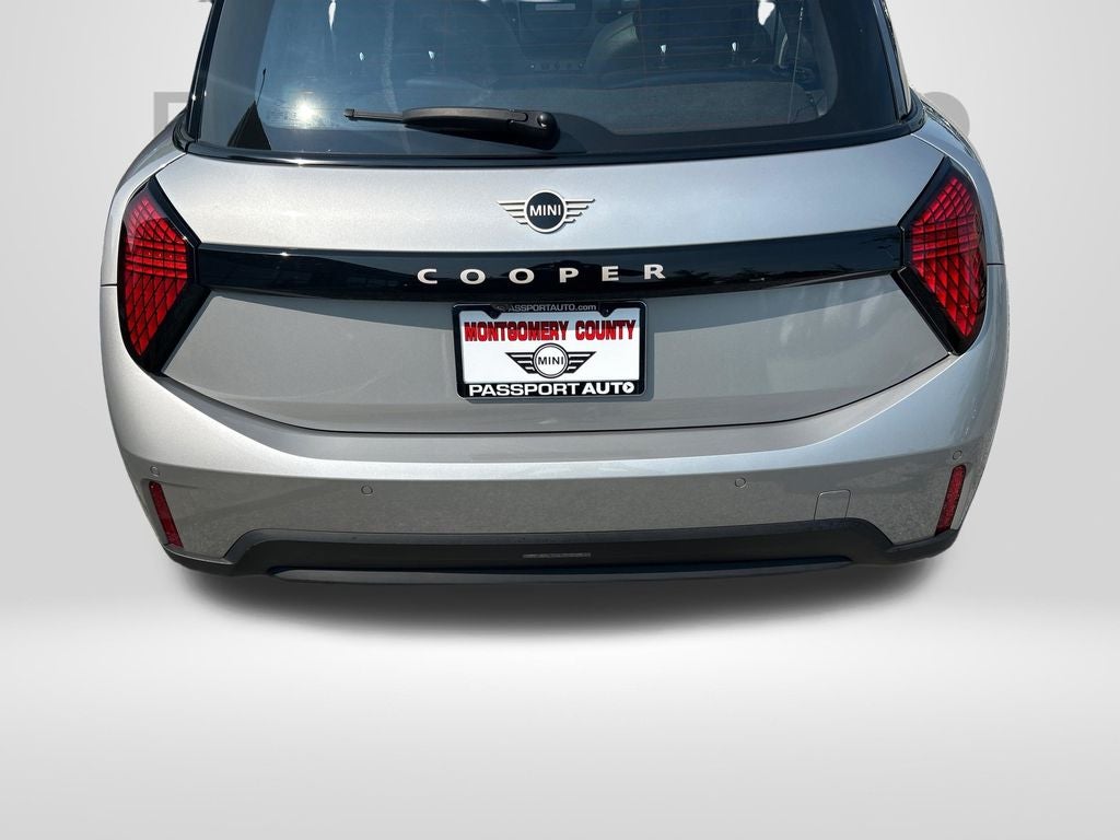 2025 MINI Cooper Signature Plus 2 Door