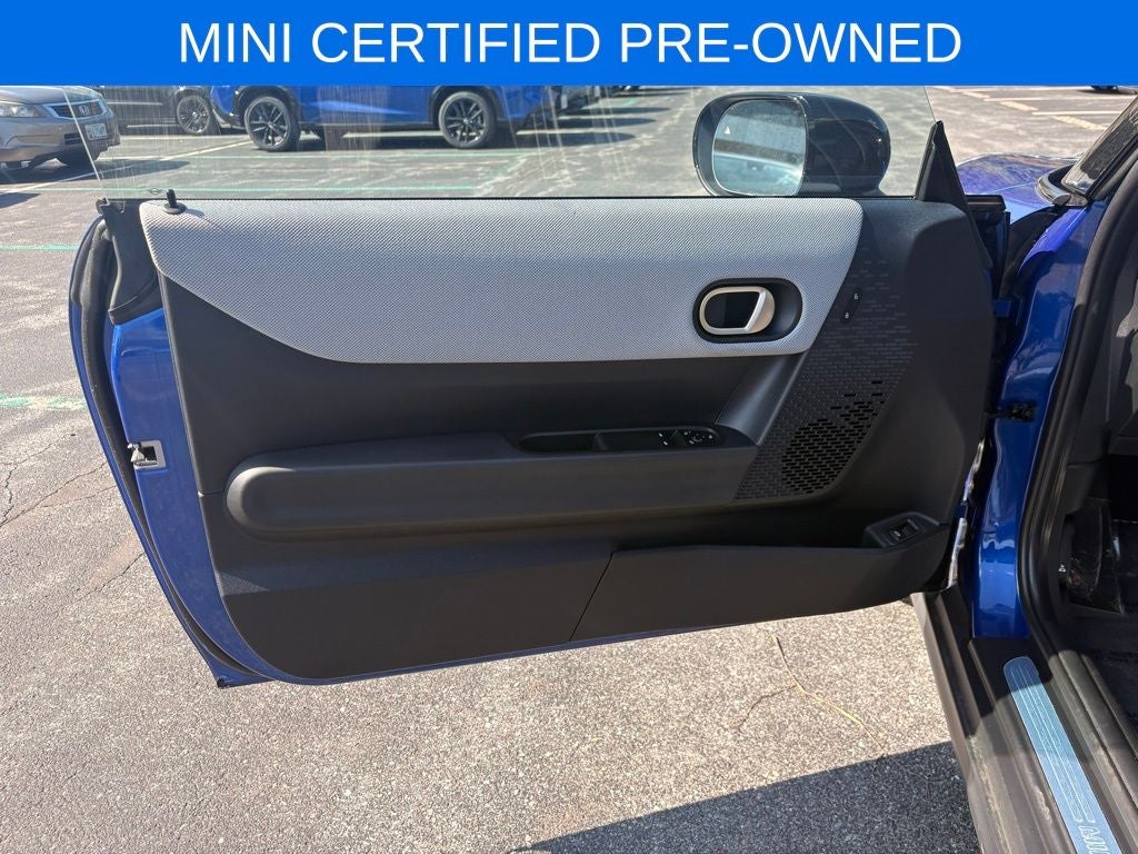 2025 MINI Cooper S Iconic
