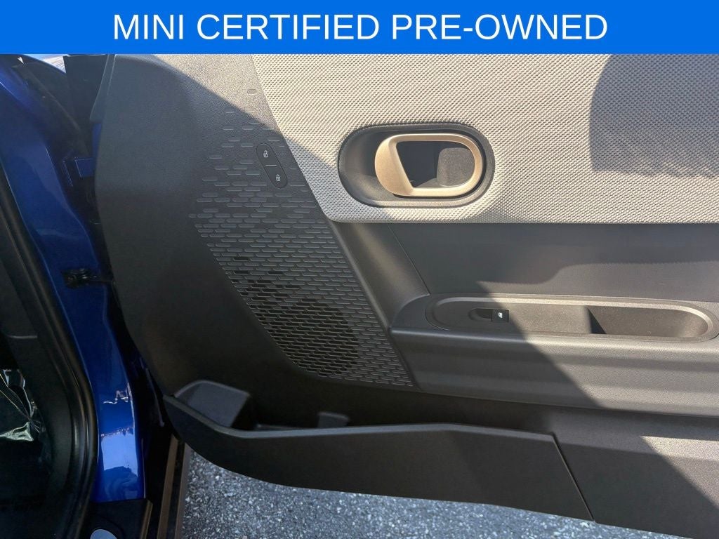 2025 MINI Cooper S Iconic