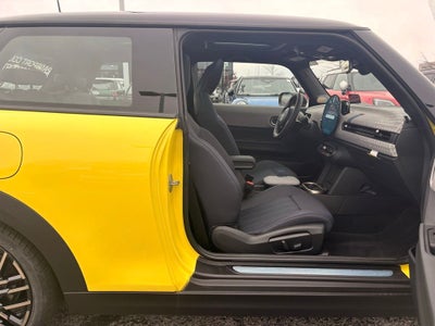 2026 MINI Cooper S Iconic Iconic