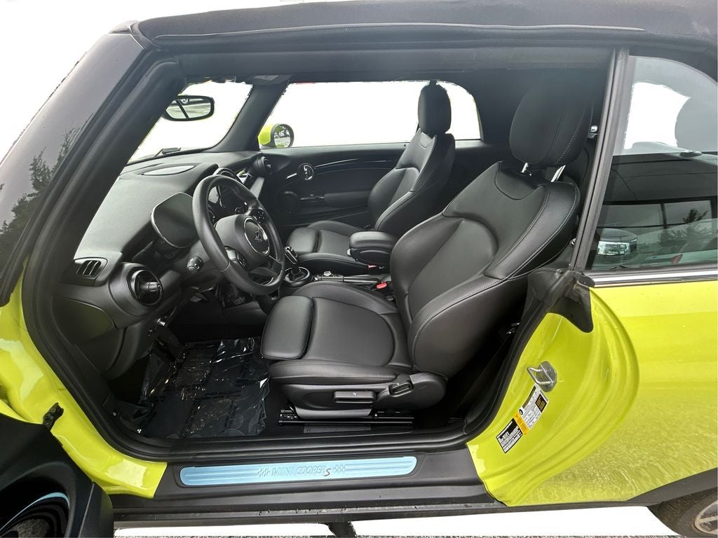 2023 MINI Cooper S Signature