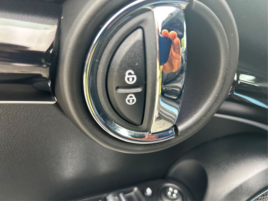 2023 MINI Cooper S Signature