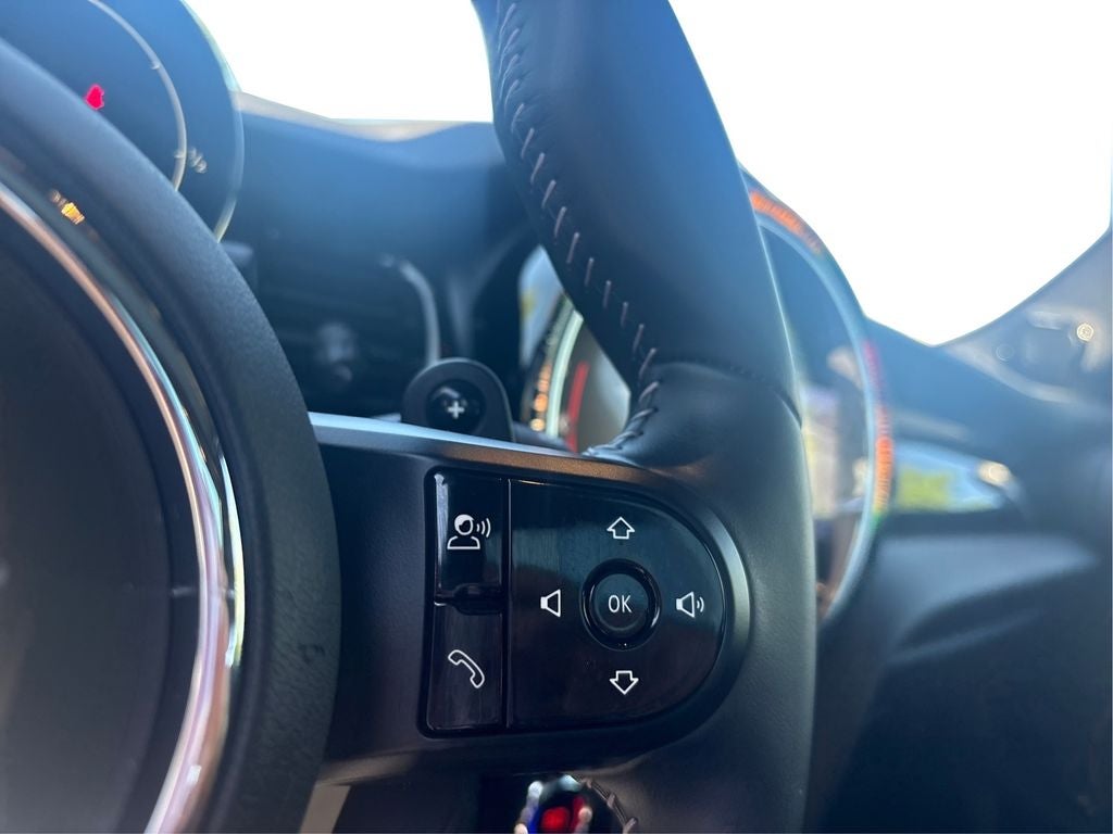 2024 MINI Cooper S Iconic