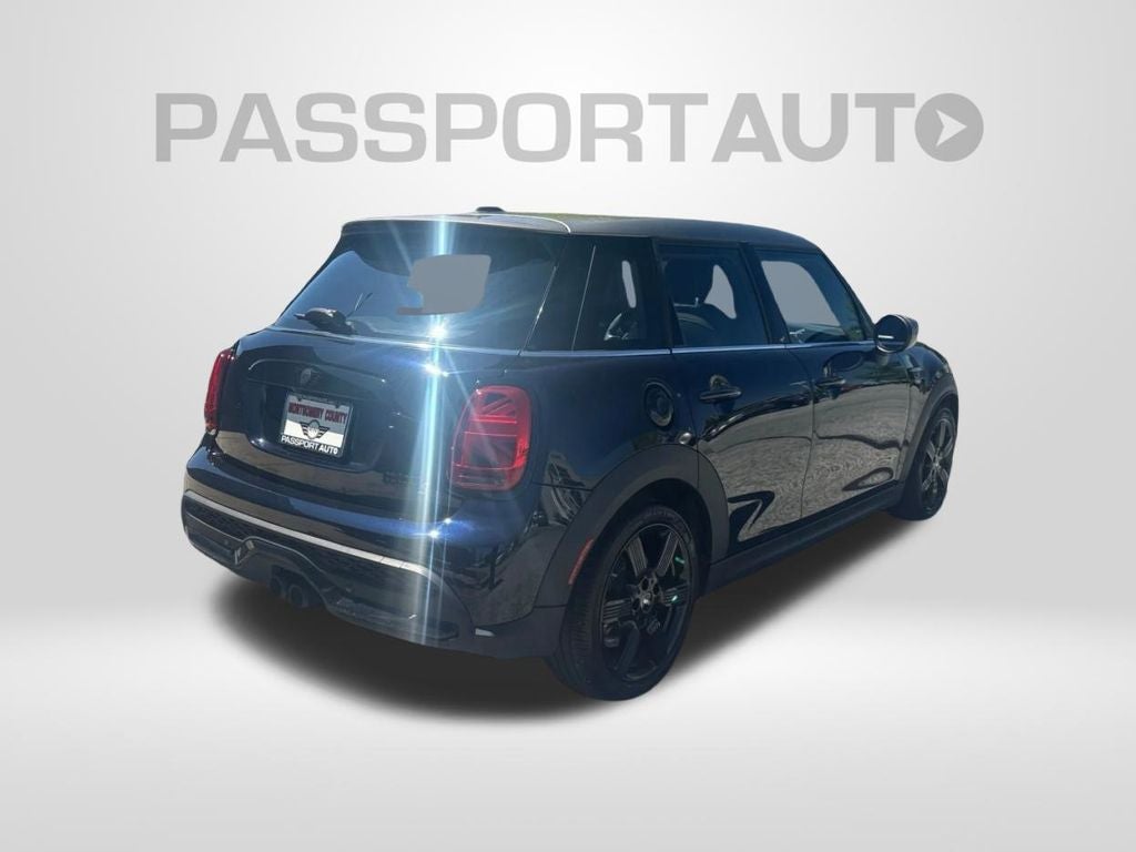 2024 MINI Cooper S Iconic