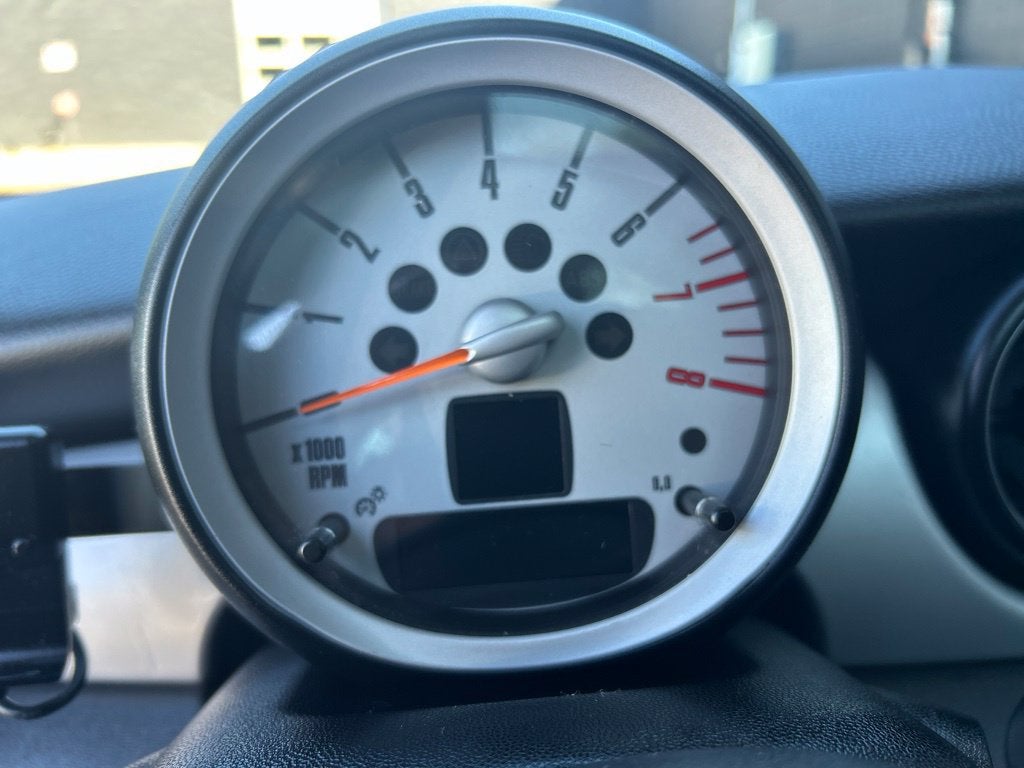 2010 MINI Cooper Base Hardtop 2 Door