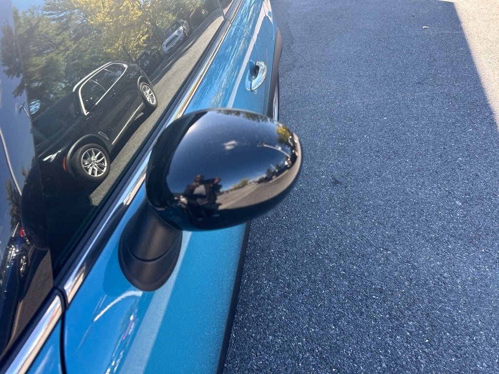 2010 MINI Cooper Base Hardtop 2 Door