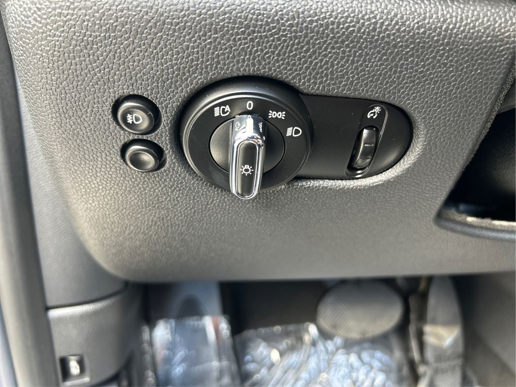 2019 MINI Cooper S Signature