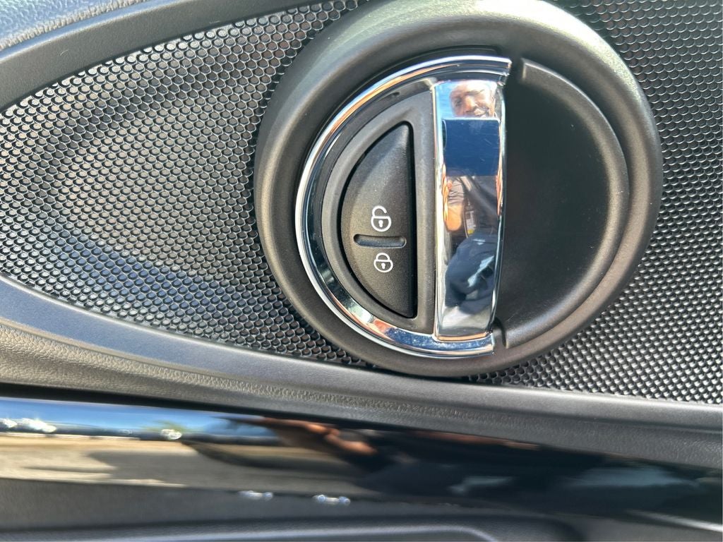 2023 MINI Cooper S Clubman Signature