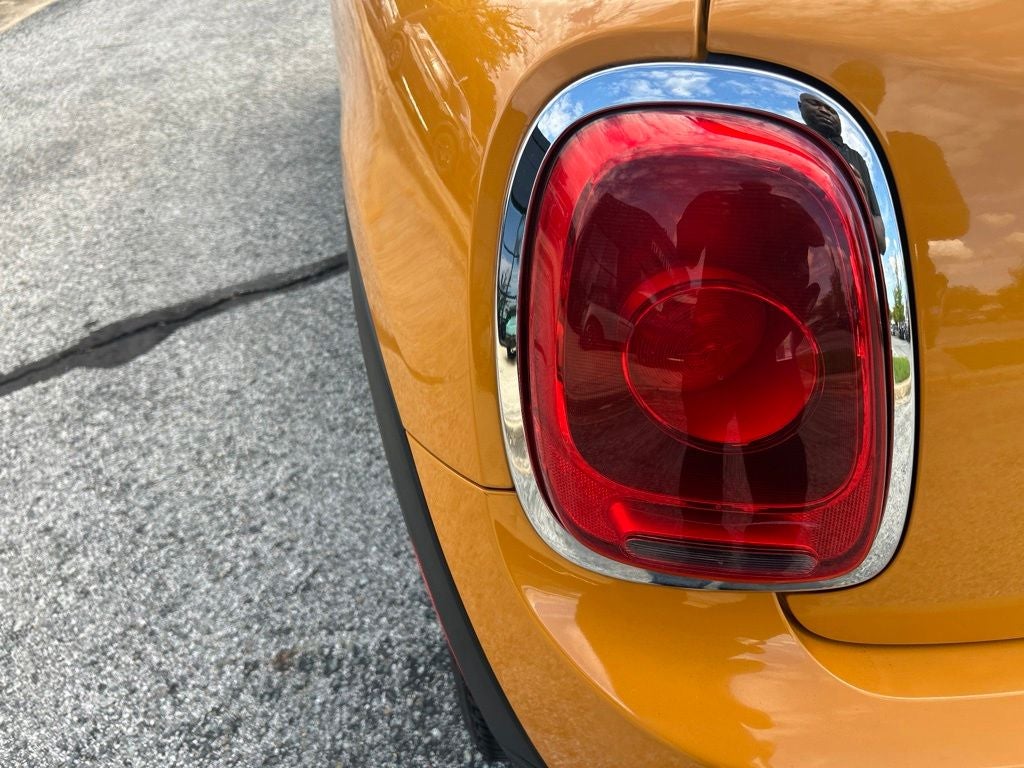 2016 MINI Cooper Hardtop 2 Door