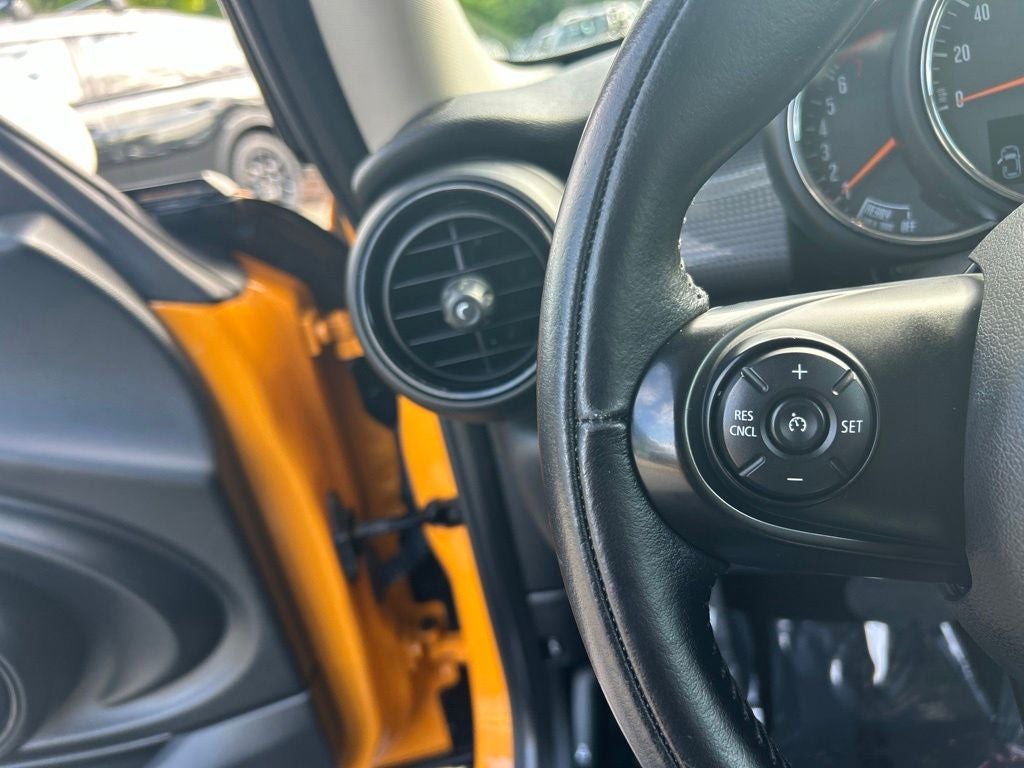 2016 MINI Cooper Hardtop 2 Door