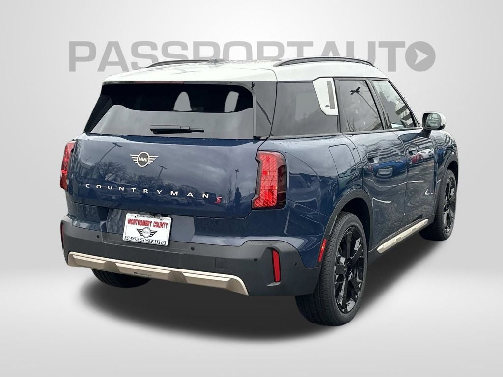 2026 MINI Cooper S Countryman Iconic