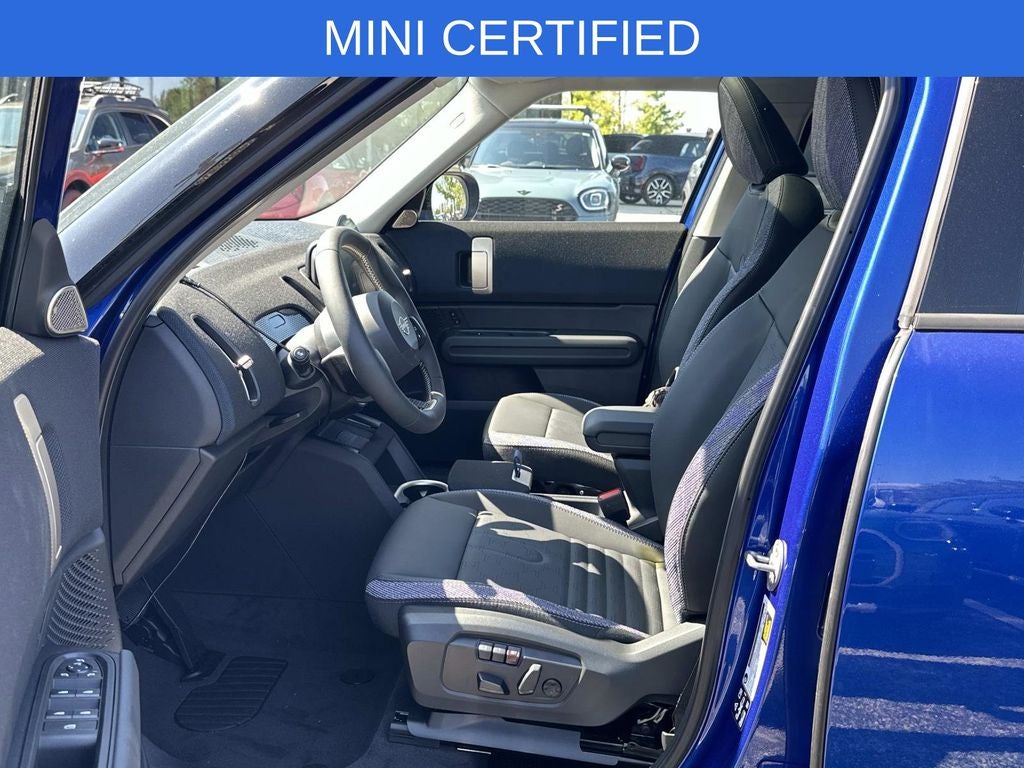 2025 MINI Cooper S Countryman Iconic