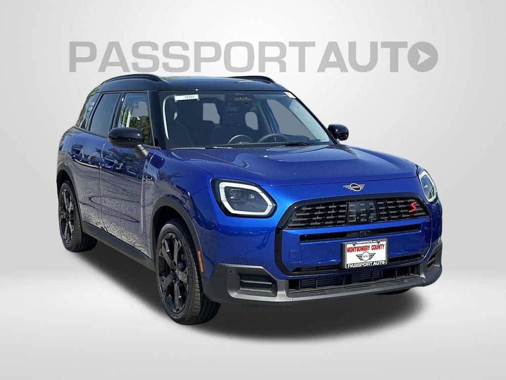 2025 MINI Cooper S Countryman Iconic
