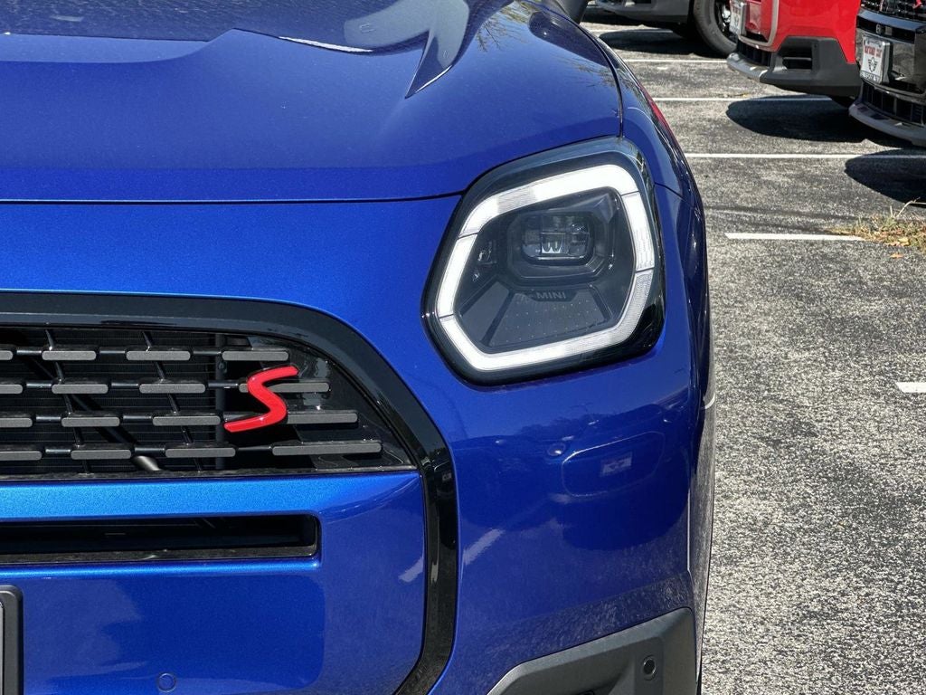 2025 MINI Cooper S Countryman Iconic