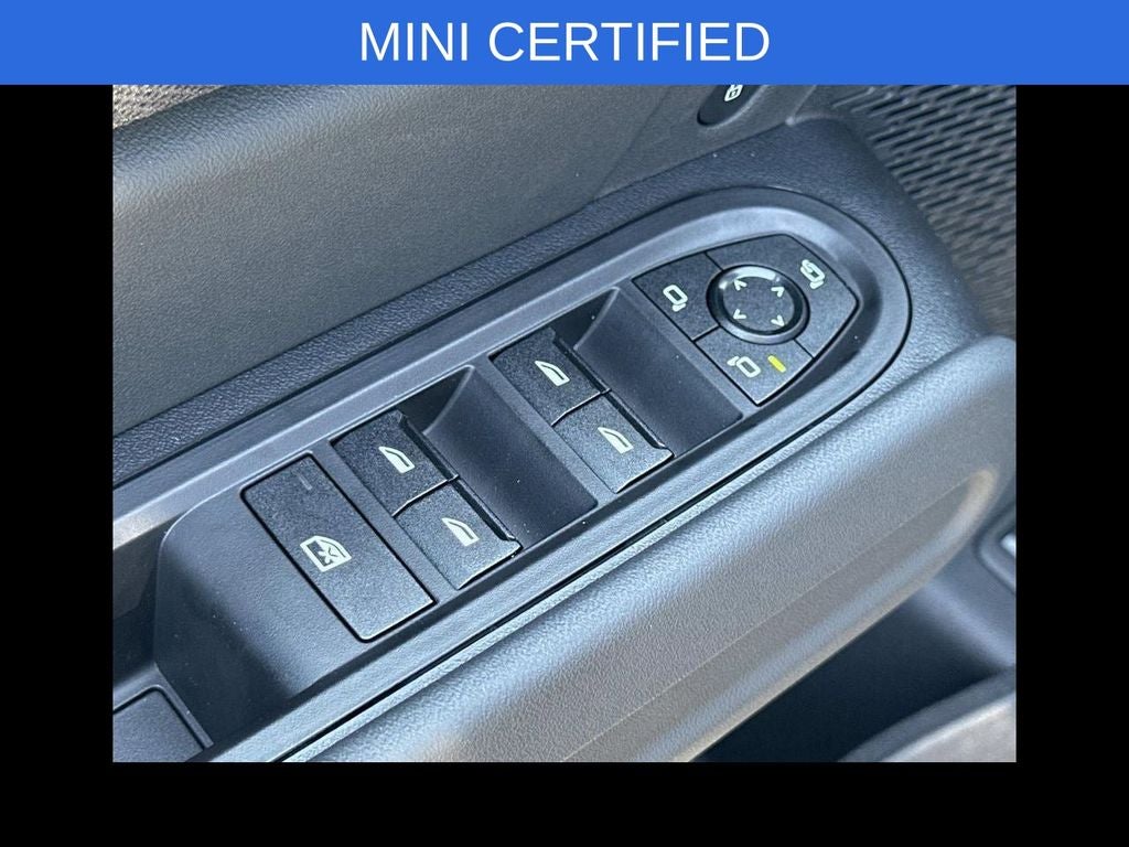 2025 MINI Cooper S Countryman Iconic
