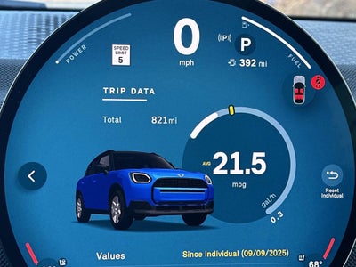 2026 MINI Cooper S Countryman Iconic