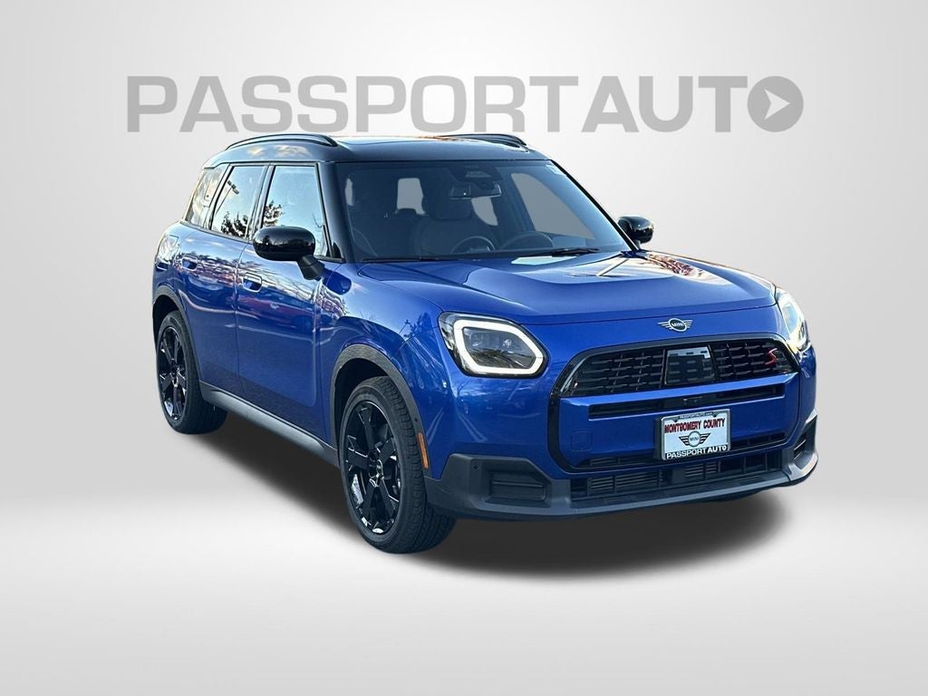 2026 MINI Cooper S Countryman Iconic