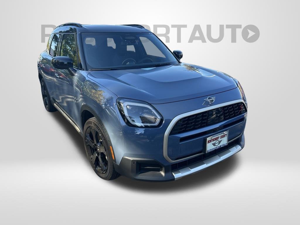 2026 MINI Cooper S Countryman Iconic