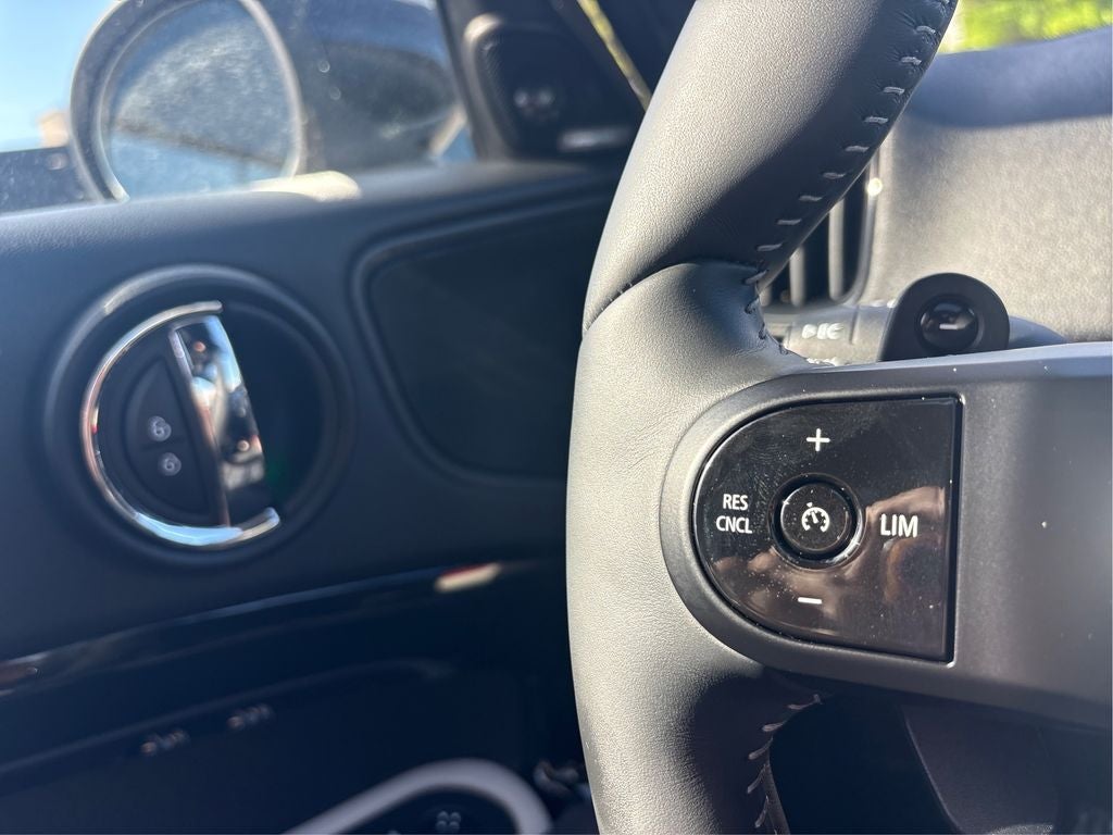 2022 MINI John Cooper Works Countryman Signature